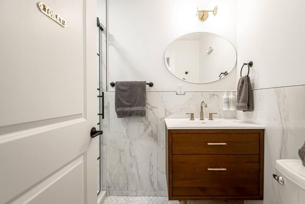 Steps To Bathhouses, Historic Studio, King Bed, Room # 101 Hot Springs Exteriér fotografie